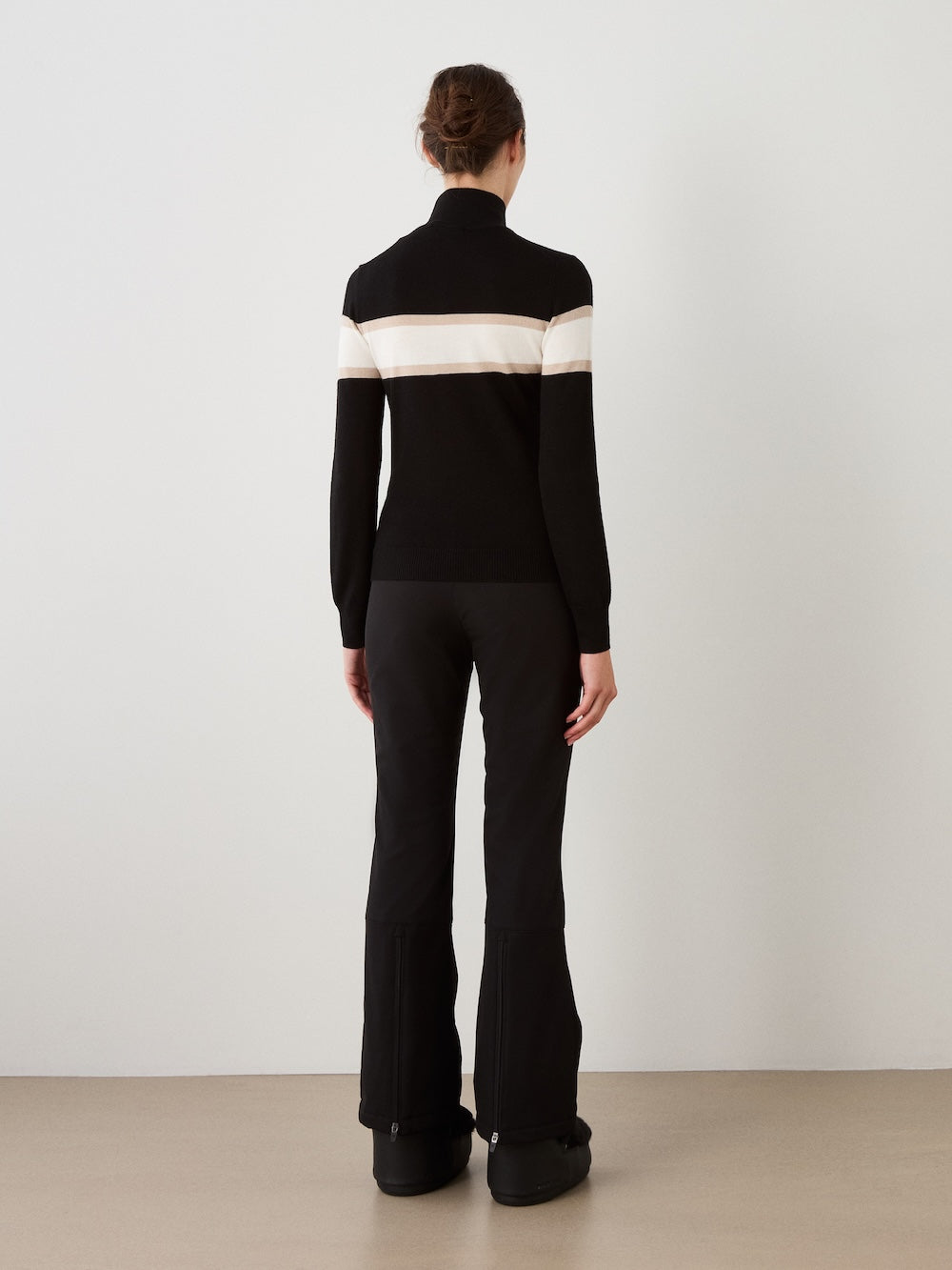 Legends ZipUp Sweater Women