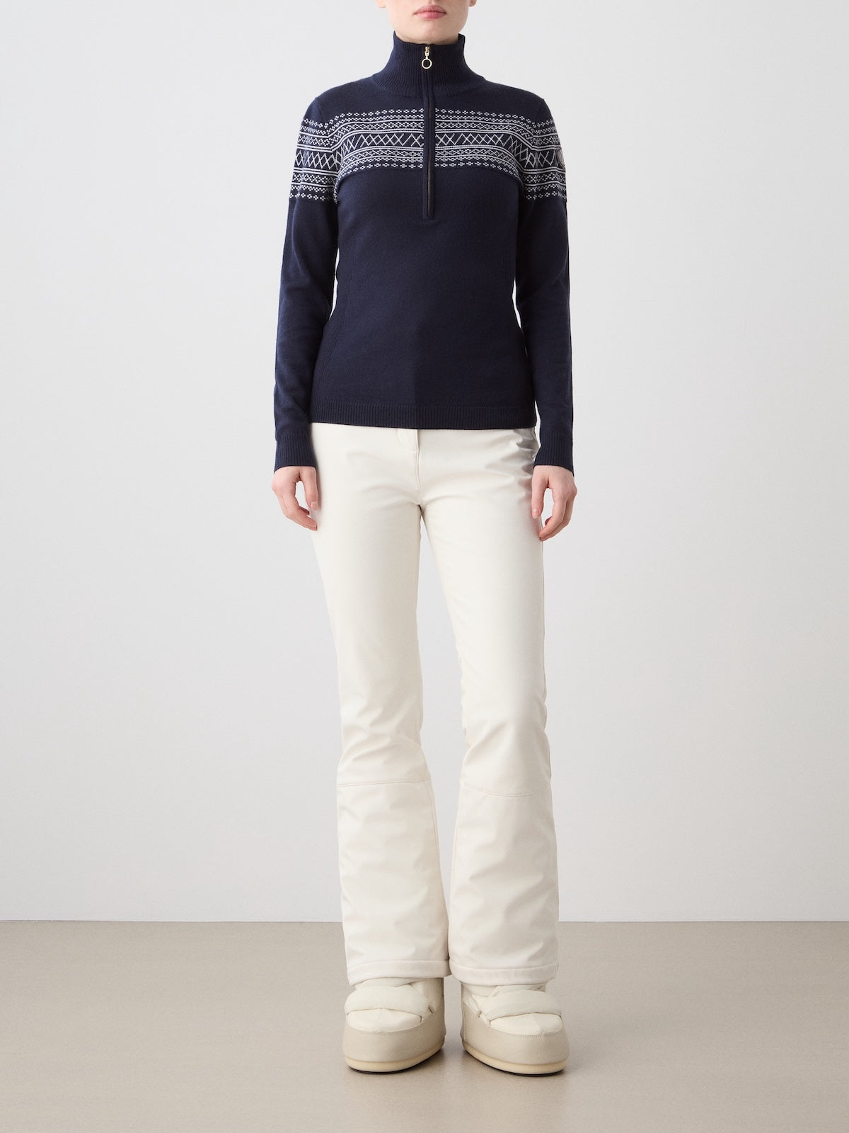 Signature Zip Up Women