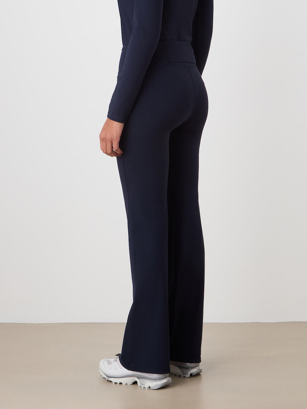 Honor Flared Pant Women