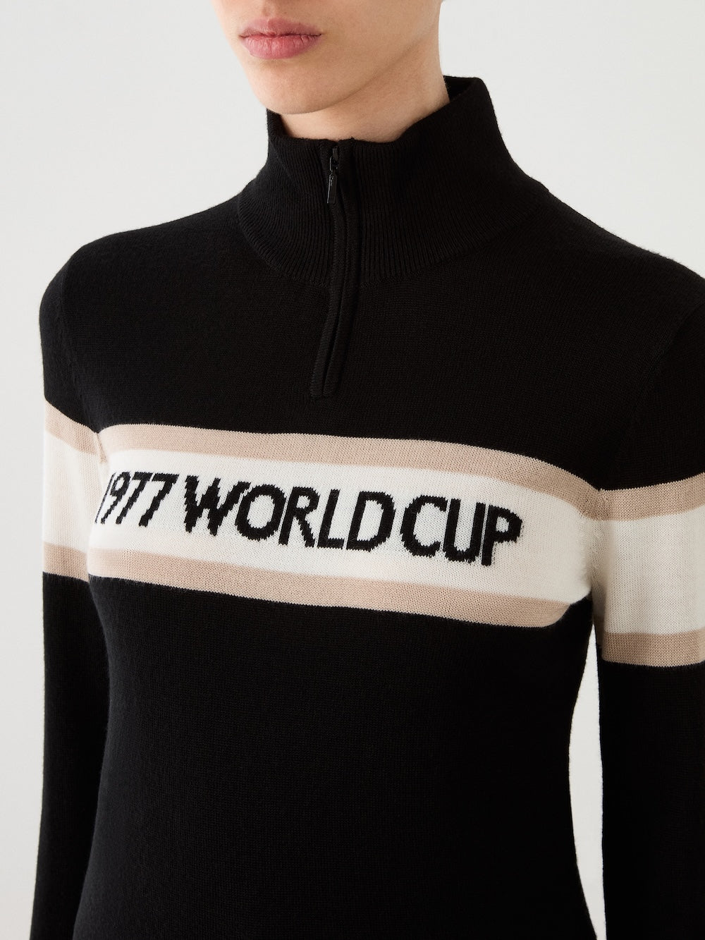 Legends ZipUp Sweater Women