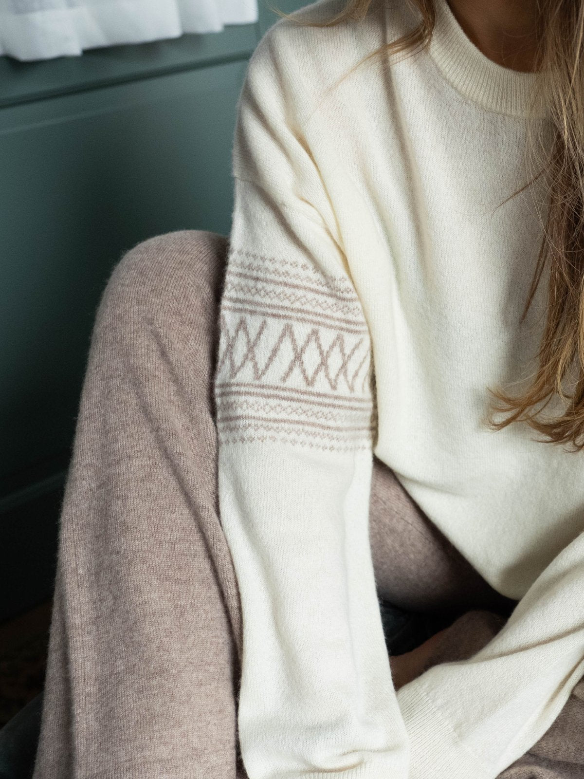 Cashmere outfit detail