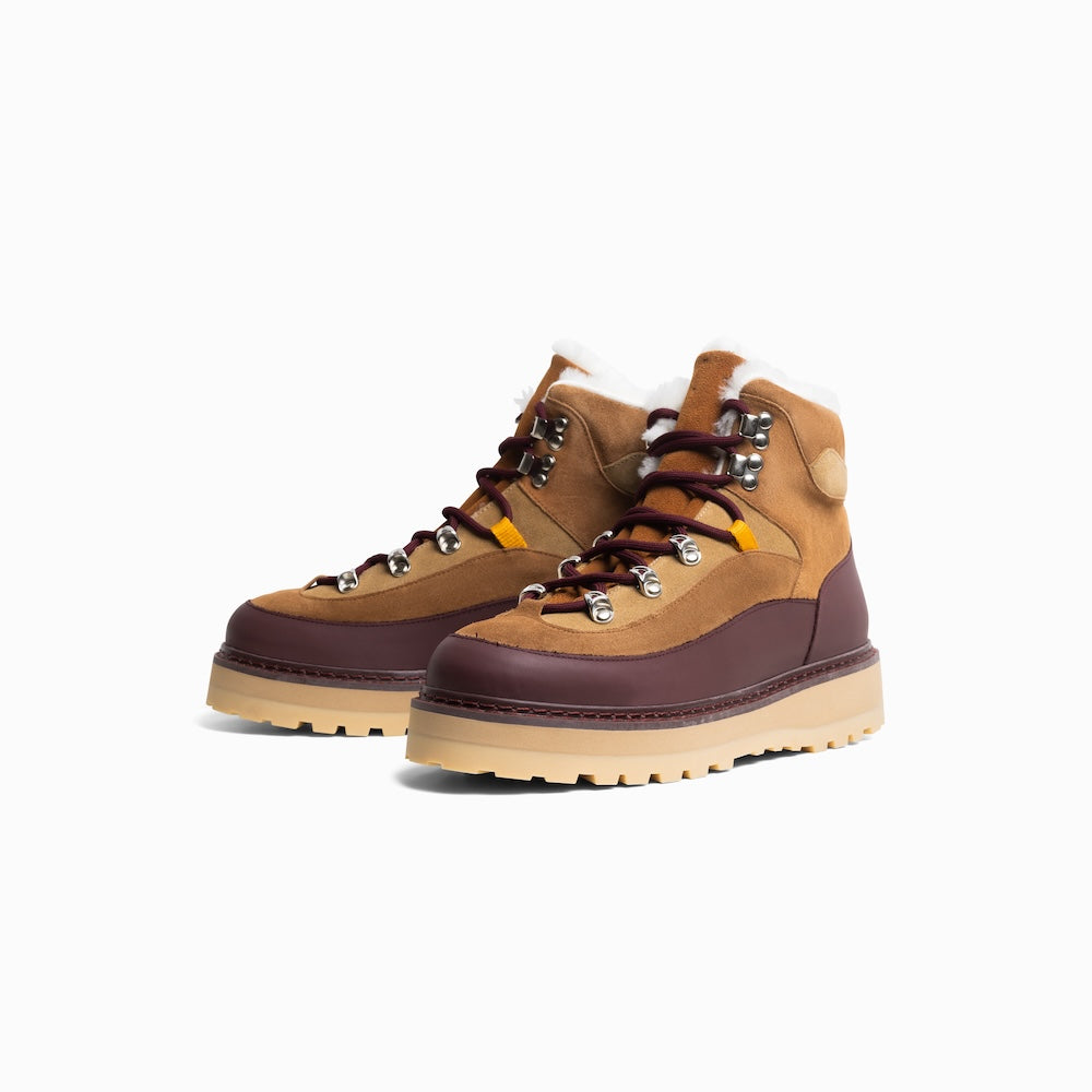 Mono x We Norwegians Tag Cap Boot | Shearling Hiking Boots for Women