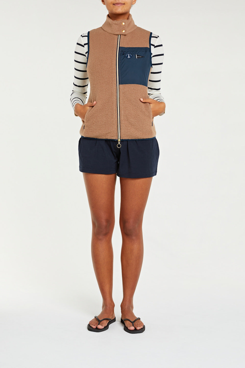 Faerder Vest Women Camel